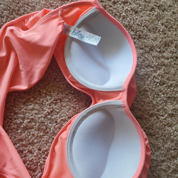 Swimsuit Top Bundle - Picture 3 of 7